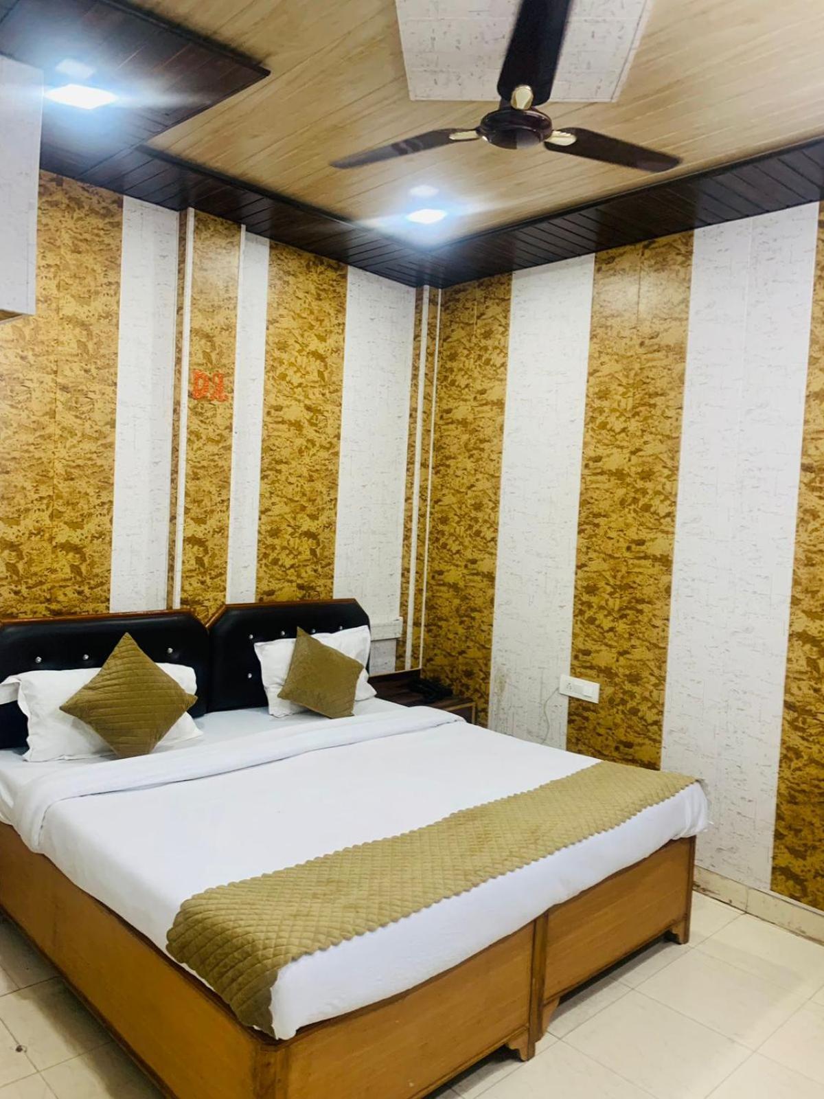 The For U - A Luxury Stay Rishīkesh Exteriör bild